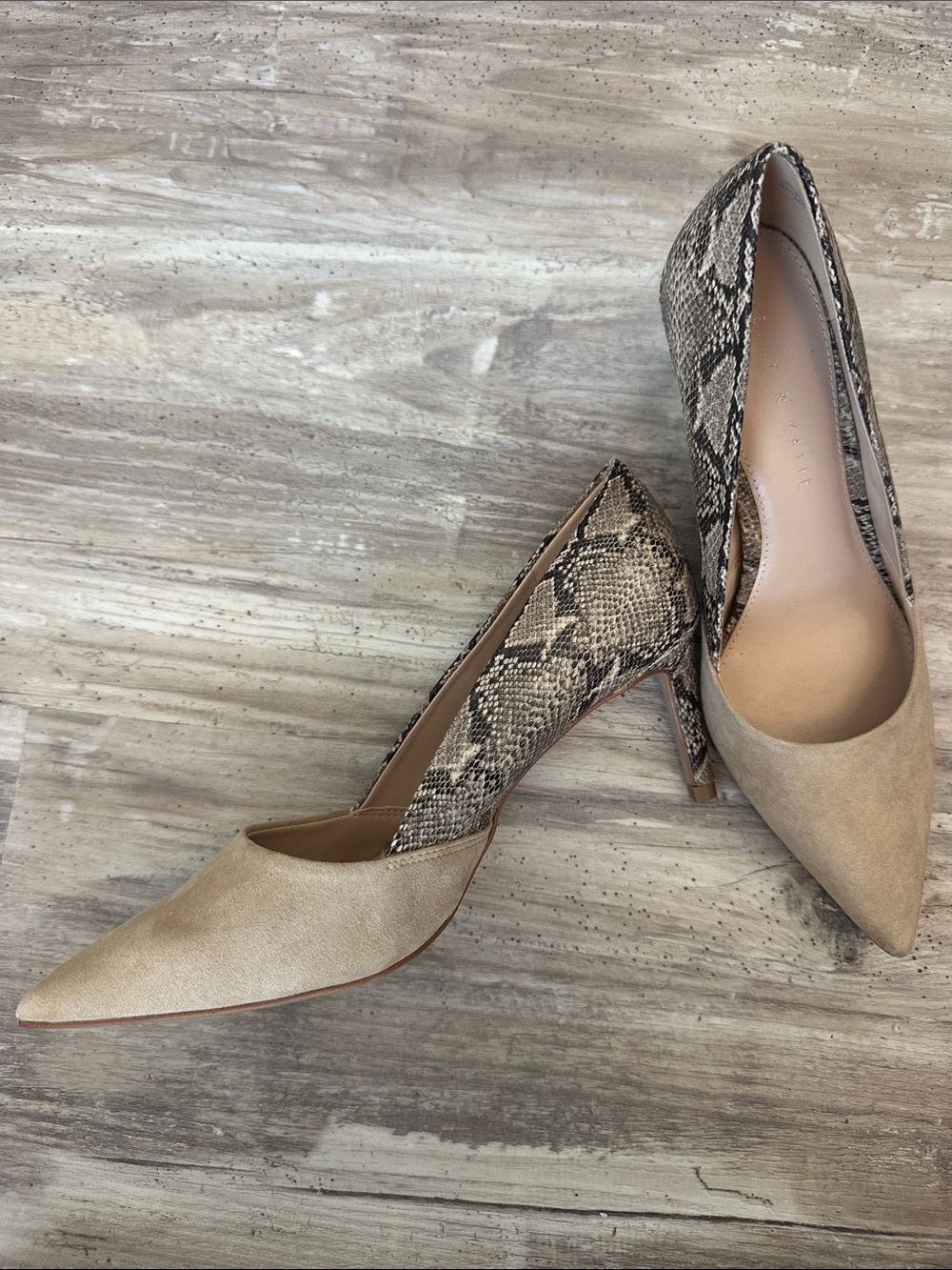 Kelly & Katie Beige Snake-Print Pointed Toe Pumps - Women 8